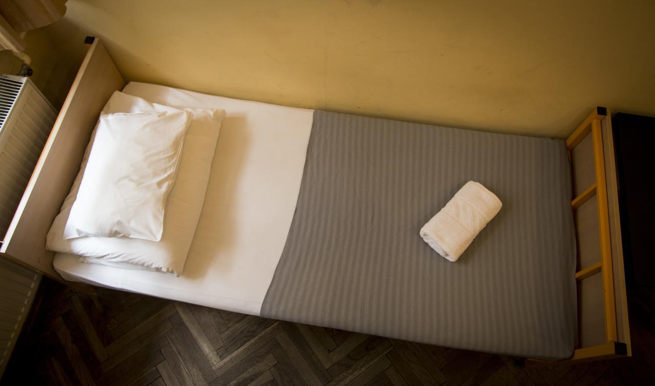 City Hostel Краков Экстерьер фото