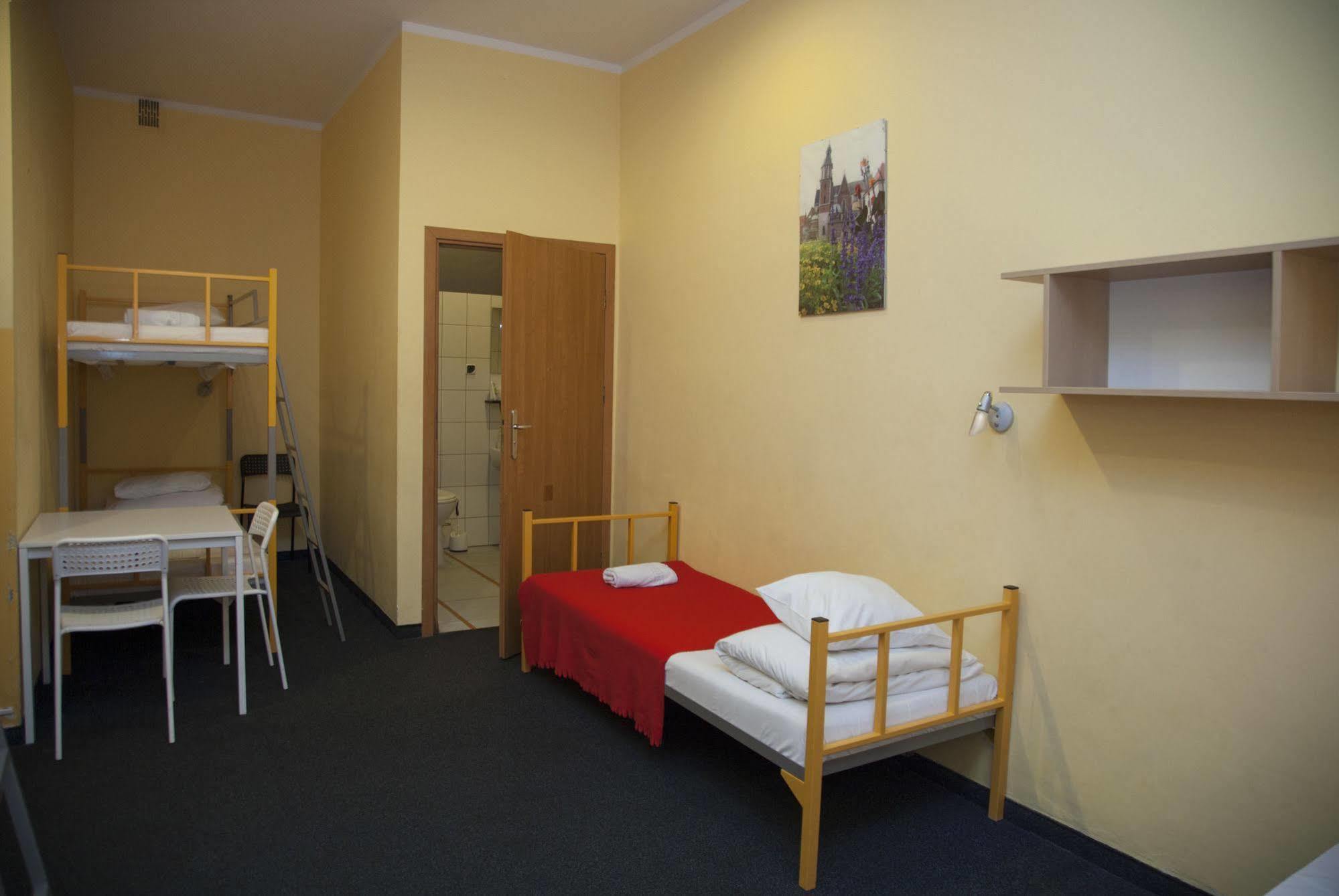 City Hostel Краков Экстерьер фото
