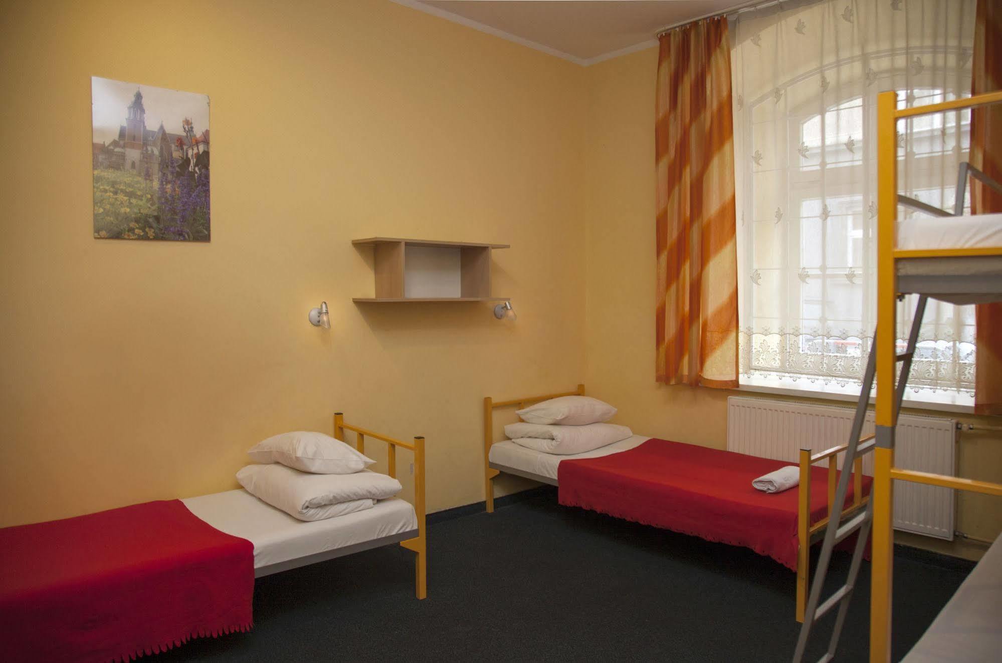 City Hostel Краков Экстерьер фото