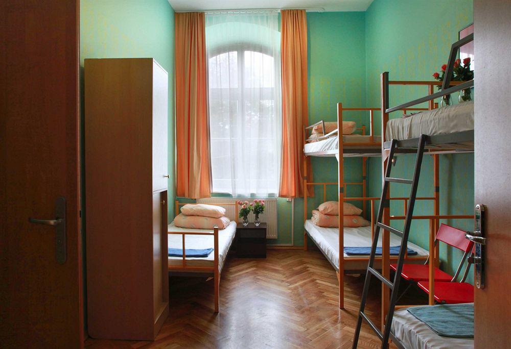 City Hostel Краков Экстерьер фото
